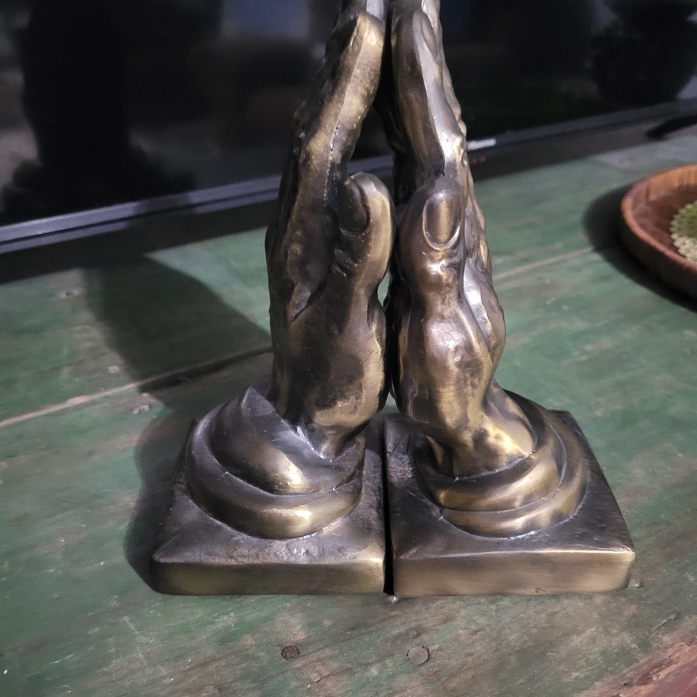 Bronze Praying Hands - Picture 3 of 7